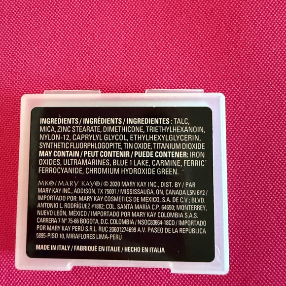 Mary Kay Chromafusion Eye Shadow Rose Gold - Picture 3 of 3